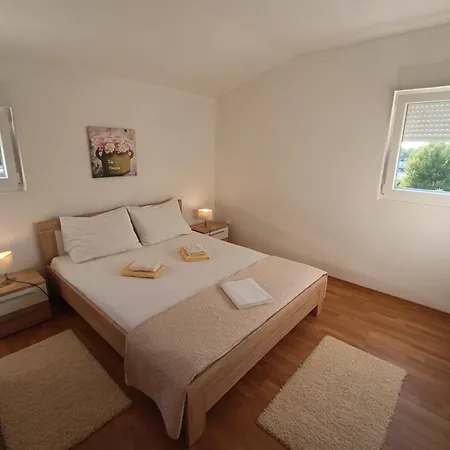 Apartment Summer Sukošan Esterno foto